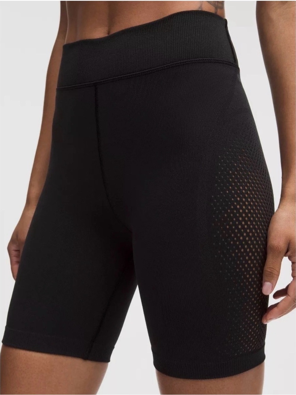 Lululemon Black Women’s High-Rise reveal knit SLSHN collab Bike Shorts - Picture 2 of 9
